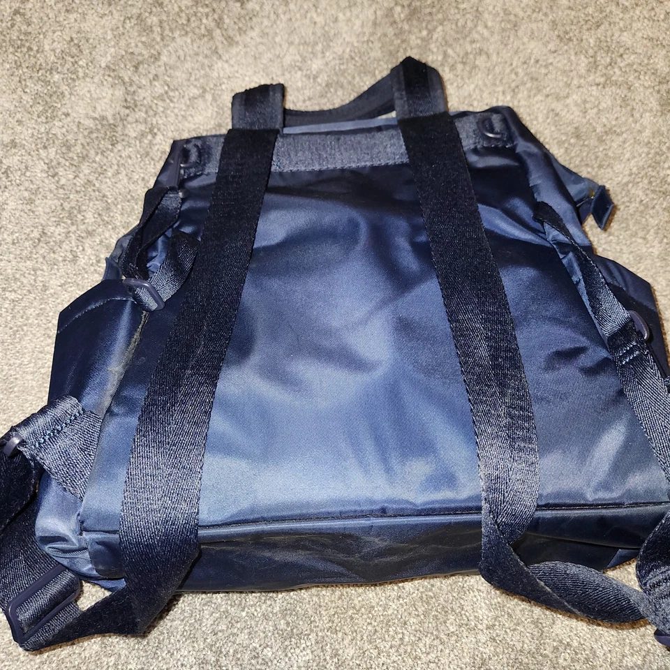 Mochila de pañales abiertos Skip Hop Mainframe azul marino  Foto 4 de 4