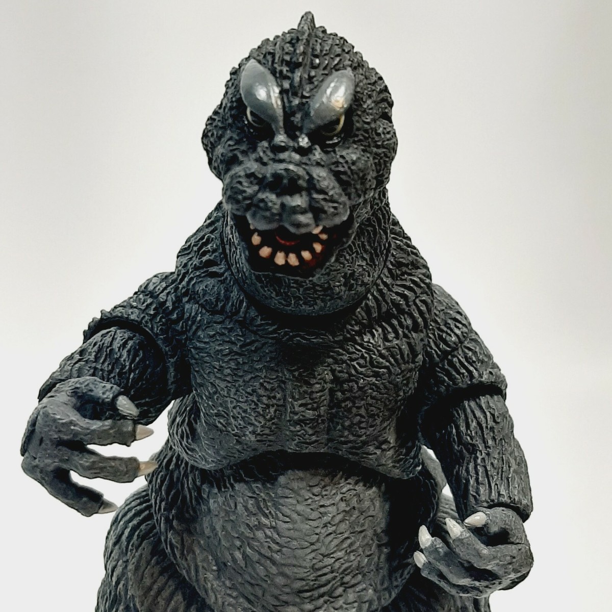 2019 NECA Toho Godzilla 1954 Figure gray scale | eBay