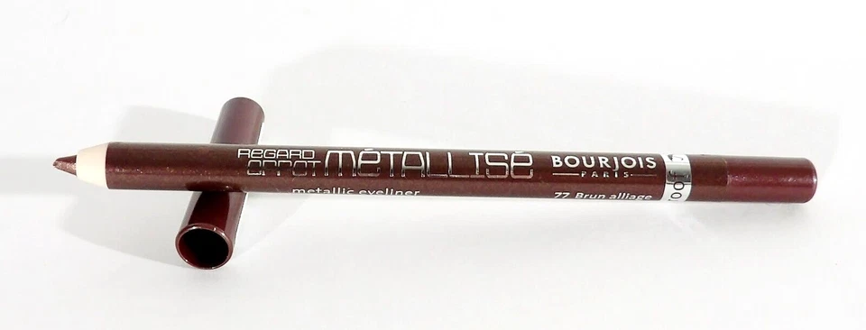 Delineador de ojos metálico Bourjois Paris Regard Effet Métallisé 77 aleación marrón Foto 2 de 4