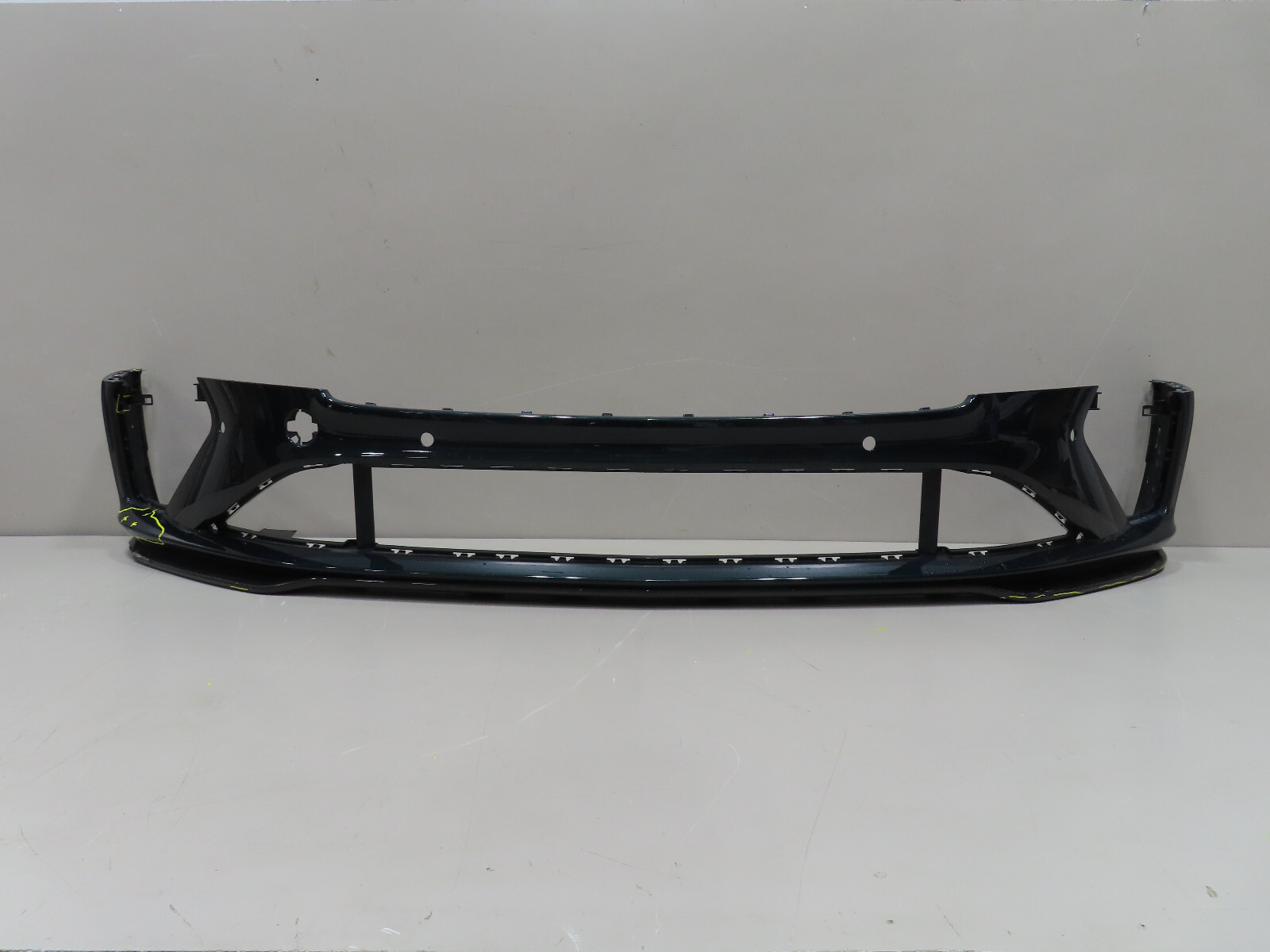 2020-2022 Bentley Continental GT GTC front Bumper Cover 3SD807437 OEM