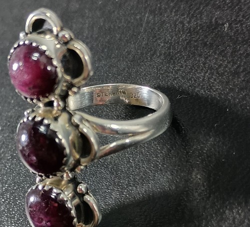 Vintage 925 Sterling Silver Rhodolite Garnets,Three Stone Band Ring, Size 9.5 - Picture 2 of 5