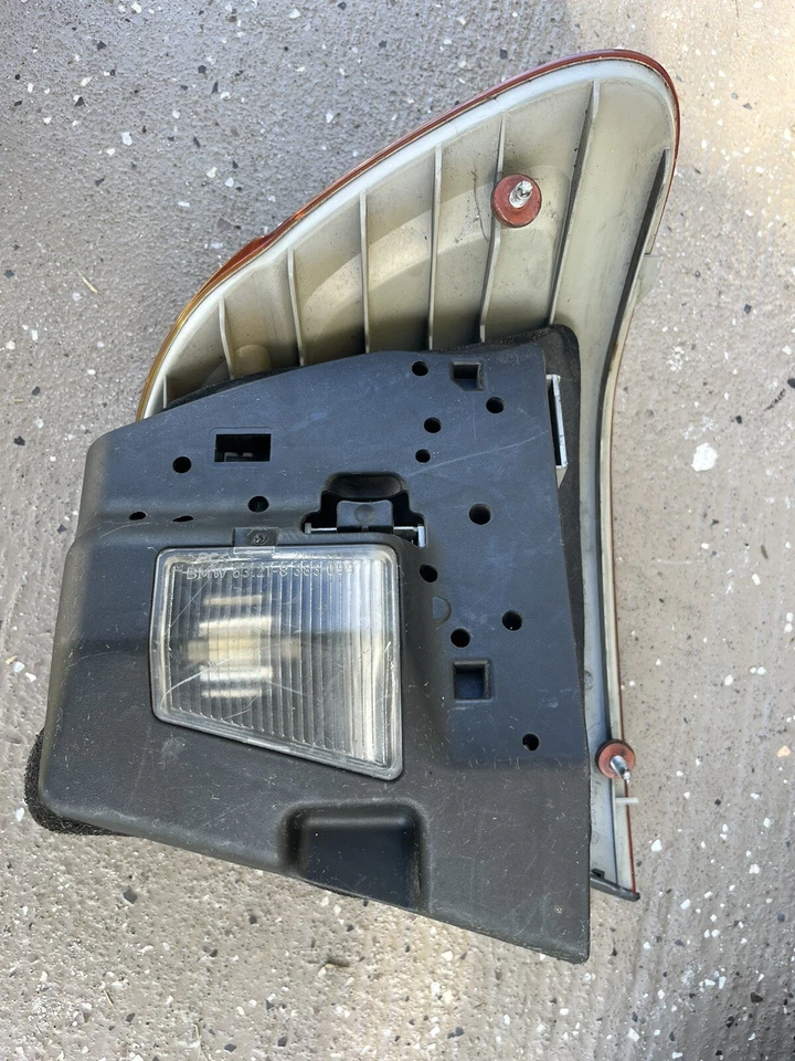 Conjunto de luces traseras izquierda y derecha BMW 323i E46 2000 piezas de automóvil OEM Foto 4 de 4