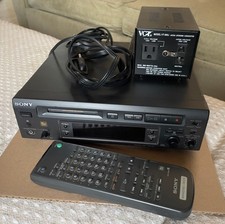 SONY MDS-S37 MiniDisc Player Black from Japan w-Remote  Up/Down Power Converter