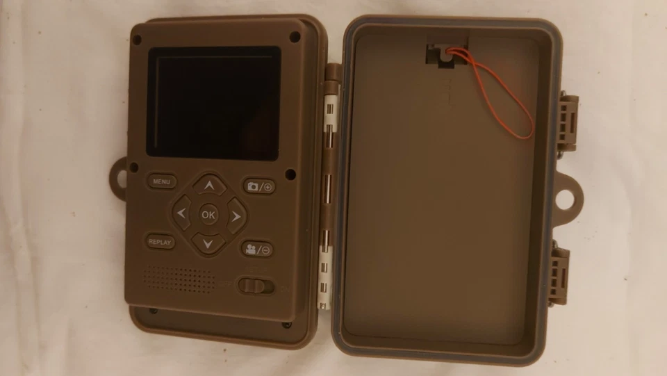 Wildlife camera camouflage mint condition, Minox DTC 550 - Image 3 of 4