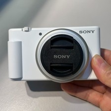 Sony ZV-1F Vlog Camera 4K for Content Creators and Video Recorders Wi-Fi White