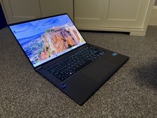 ACER Swift X 14"  - 2TB SSD, 16 GB DDR5 RAM, RTX 4050, Gaming/Studio Laptop