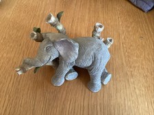 Tuskers Elephants “Worn Out Walter” 90816 Resin Ornament Collectable Figurine