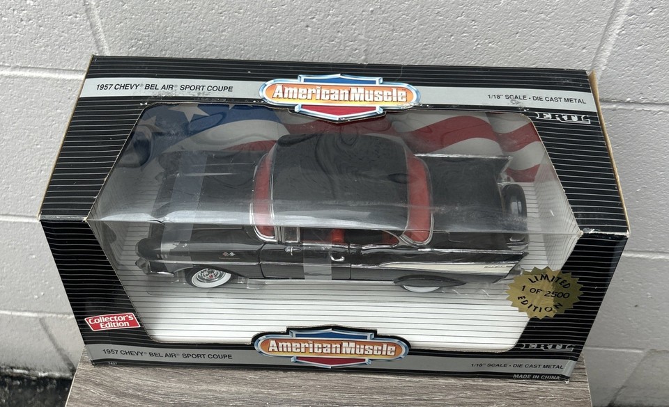 ERTL American Muscle 1/18 - Chevrolet Bel Air 1957 - Bleu - Réf 7480
