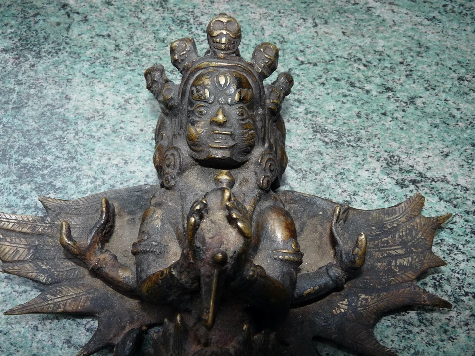 Rare dague Phurba tibétain ancien old bronze ritual dagger Tibet Vajrakilaya 19è - Photo 2/4