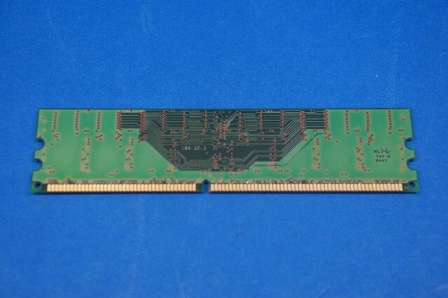 Infineon HYS64D32300HU-5-C 256MB, DDR, 400, CL3 RAM Memory - Image 4 of 4