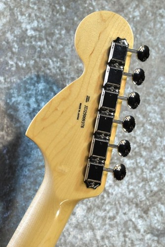 Fender / Made in Japan Traditional Late 60s Jazzmaster Ocean Turquoise Metallic - Picture 8 of 11