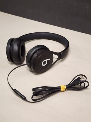 Beats by Dr. Dre Beats EP On Ear Wired Headphones Black | eBay Beats by Dr. Dre Beats EP On Ear Wired Headphones Black | eBay