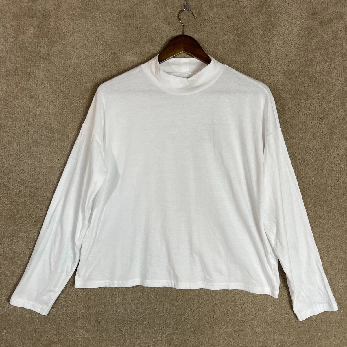 The square mockneck best sale tee