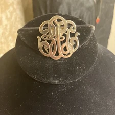 Scarf Clip Fur Clip  Vintage Silver Tone Unbranded Pre-owned