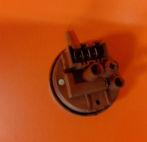 Waschmaschine CELCUS CWM1005 Wasserdruckschalter