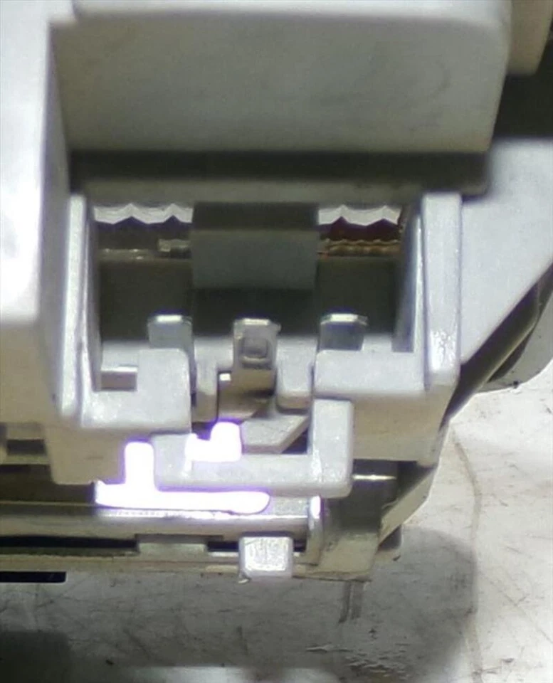 72212 Luz Interior SUZUKI GRAND VITARA 1.6 G 2006-2015 2006 Foto 2 de 4