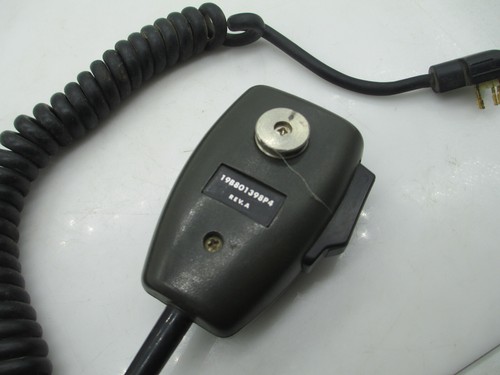 GE Communications Microphone Model 19B801398P4 JUL2822.01.003 - Picture 2 of 3