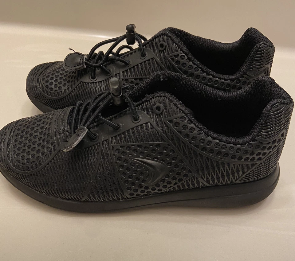 Clarks Sprint Lane~ Size 1.5~Black Kids Trainers Light Weight Sneakers~ 61015612 - Image 2 of 4