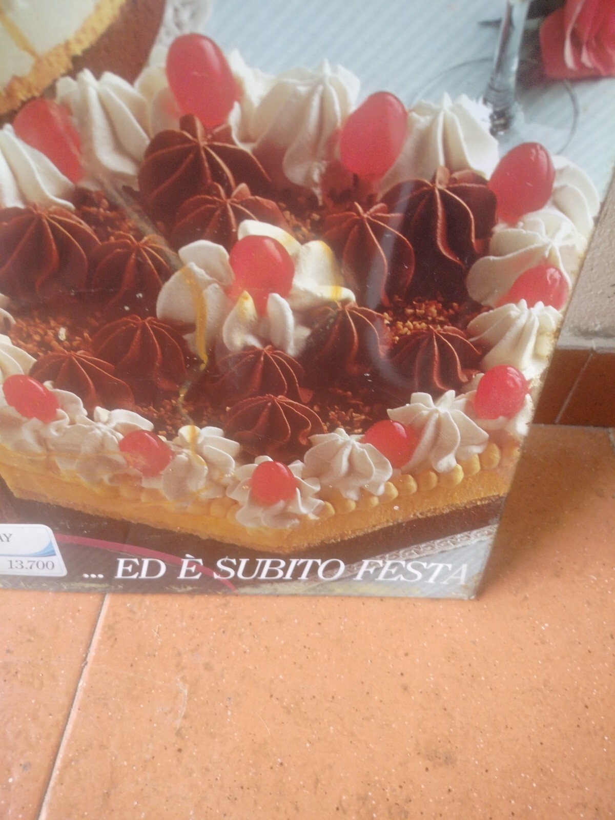 Foto 6 di 14