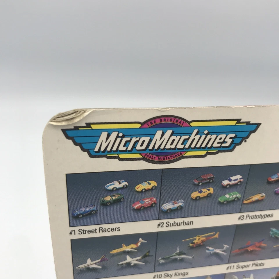 Micro Machines Action Adventures #18 Lunar Landing Collection Galoob 1993 NOS - Image 4 of 4