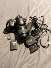 Nikon D40 6.1MP Digital SLR Camera AF-S DX 18-55mm Lens Good