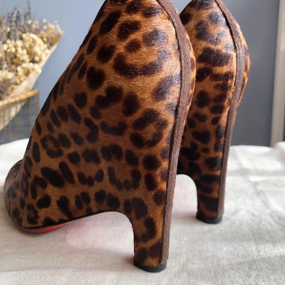 Christian Louboutin Bombas Tacón Leopardo Harako Marrón EU37/US7 112330c - Imagen 4 de 4