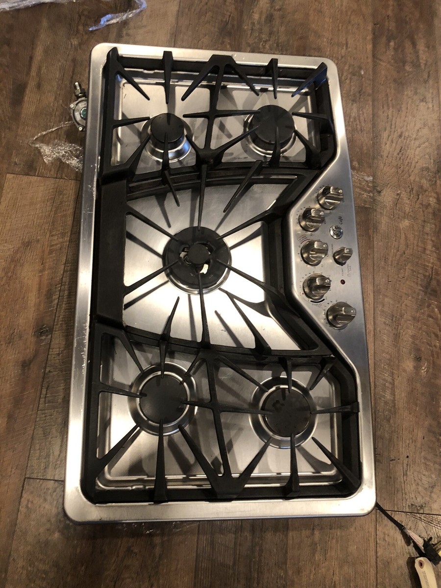 Sanpos' Gr～stove /Quatro stove/ X-mesh Amazon.com: 4 Burner Gas Stove with Wind Shield, without Gas