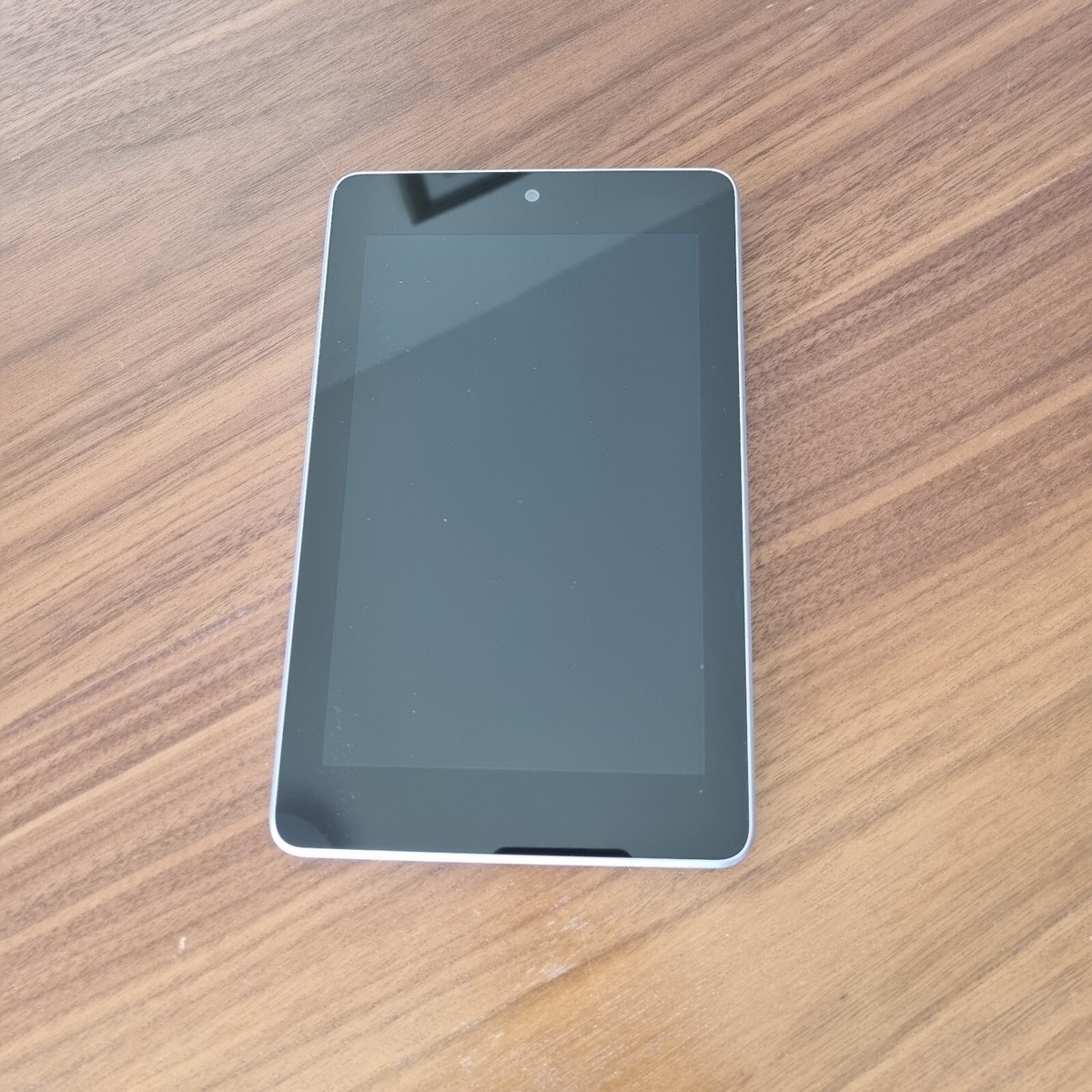 Google Nexus 7 1st Gen, 16 GB Wi-Fi Tablet 7in Black Google Nexus 7 1st Gen, 16 GB Wi-Fi Tablet 7in Black