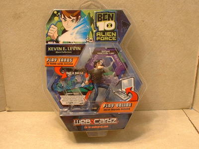 Ben 10 Alien Force Kevin Levin figurine with 33 Battle Cards