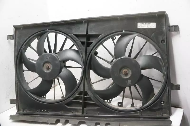 2011-2014 Chrysler 200 3.6L Radiator Cooling Fan Motor Assembly 