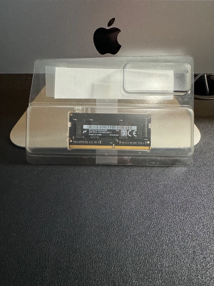 Micron 4GB PC4-2400T 19200 MTA4ATF51264HZ-2G3E2 Memory RAM Module Apple iMac 5k - Image 3 of 4