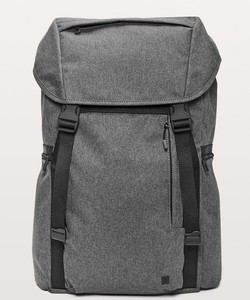lululemon command the day backpack