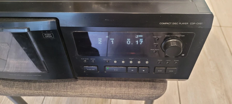SONY CDP-CX57 Compact Disc Player MegaStorage 50+1 CD Getestet - Bild 3 von 4