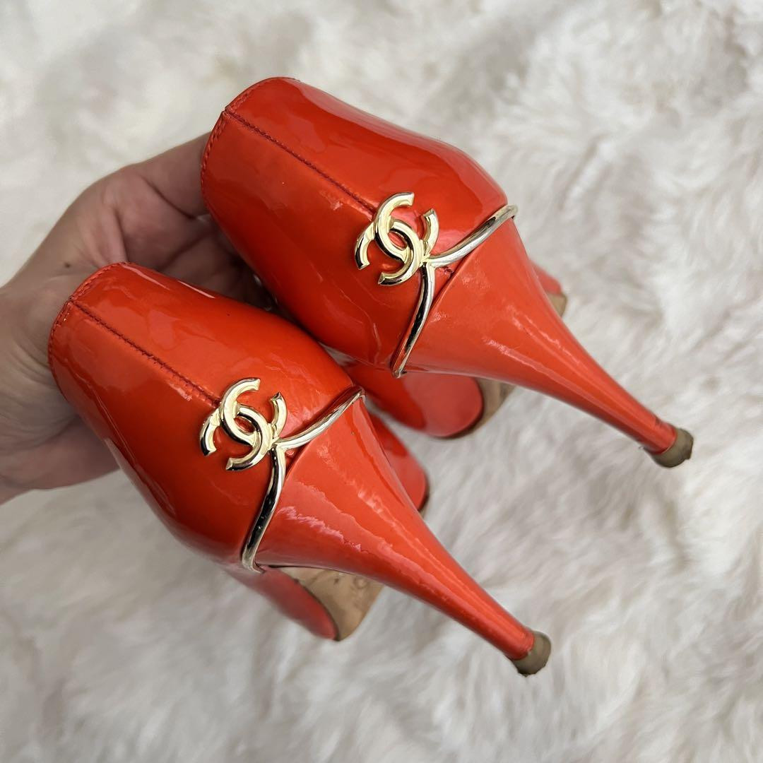 Chanel Pumps Heel Orange Patent Leather With Coco Mark Size