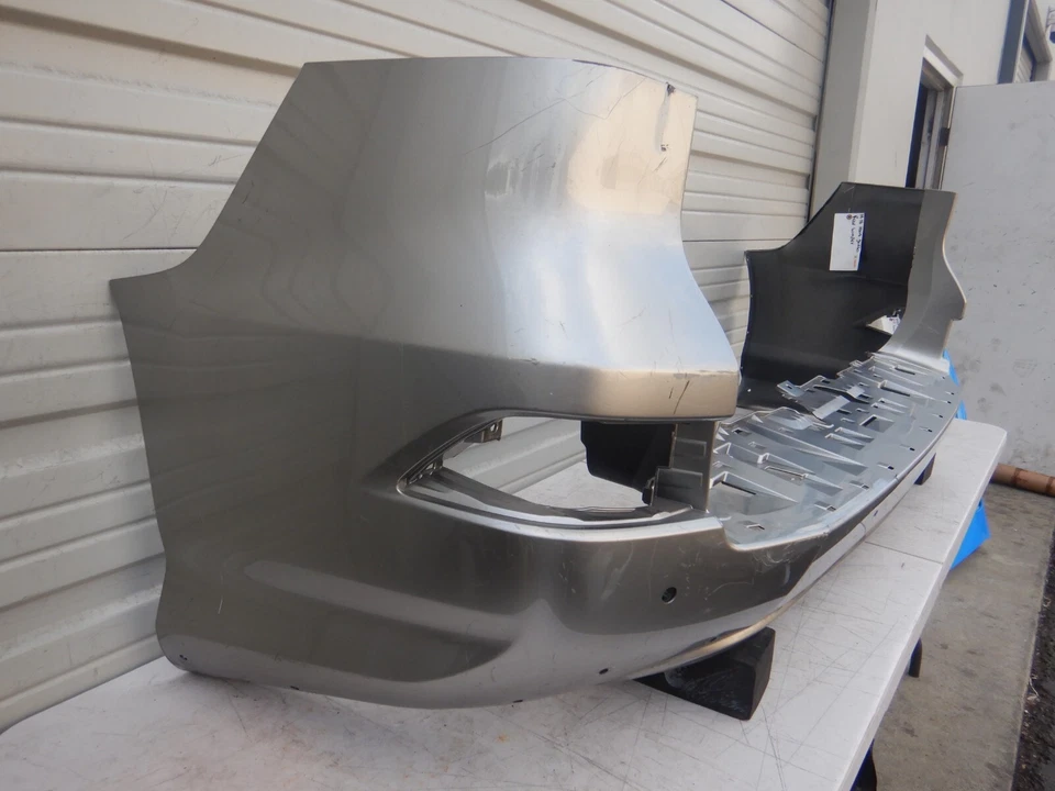 2014 2015 2016 2017 2018 LEXUS GX460 PARACHOQUES TRASERO CUBIERTA OEM Foto 3 de 4