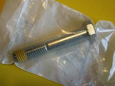 1 NOS OEM Harley Davidson 1/2"-13 x 3" hex head - grade 8, Screw, P/N 3871