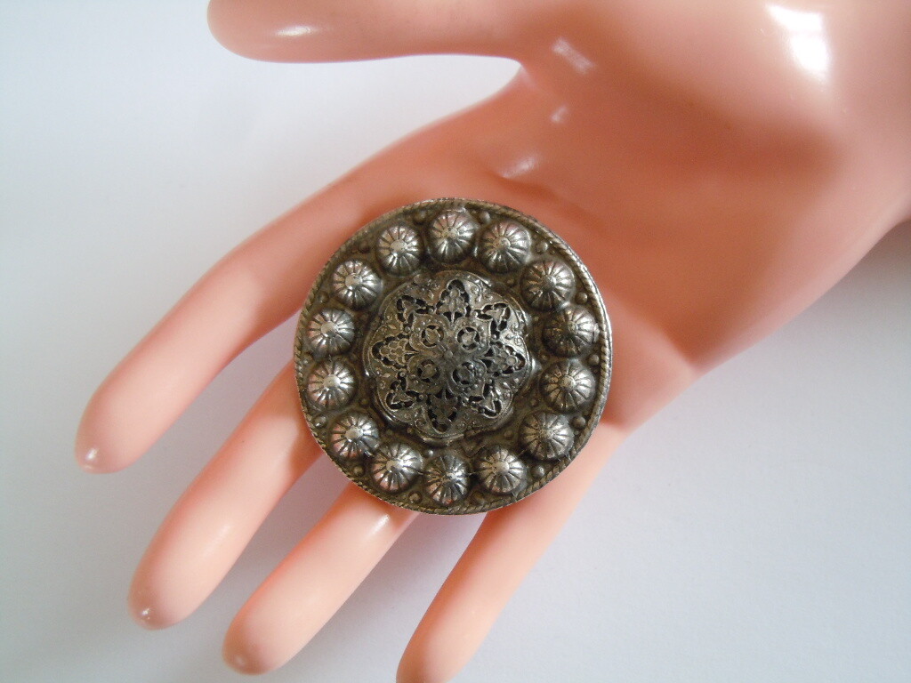 Solid Round Celtic Brooch/Pendant Silver Plated B… - image 4