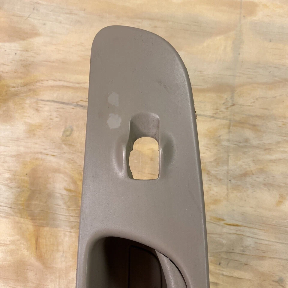 1998-1999-2000-2001-2002 LINCOLN CONTINENTAL VENTANA TRASERA IZQUIERDA INTERRUPTOR BISEL OEM Foto 3 de 4