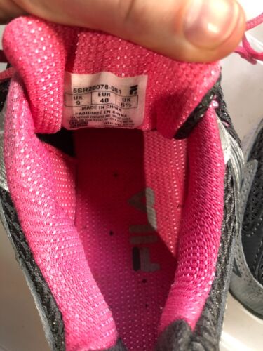 FILA DLS Womens US Size 9 Sneaker Running Shoes Silver Grey and Neon Pink - Picture 9 of 10
