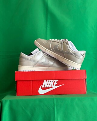 Nike Dunk Low Metallic Silver