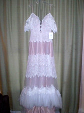 SIZE: 6~~ELEGANT WEDDING GOWN~NEW WITH TAGS~FROM: SORAYAN~$525.00