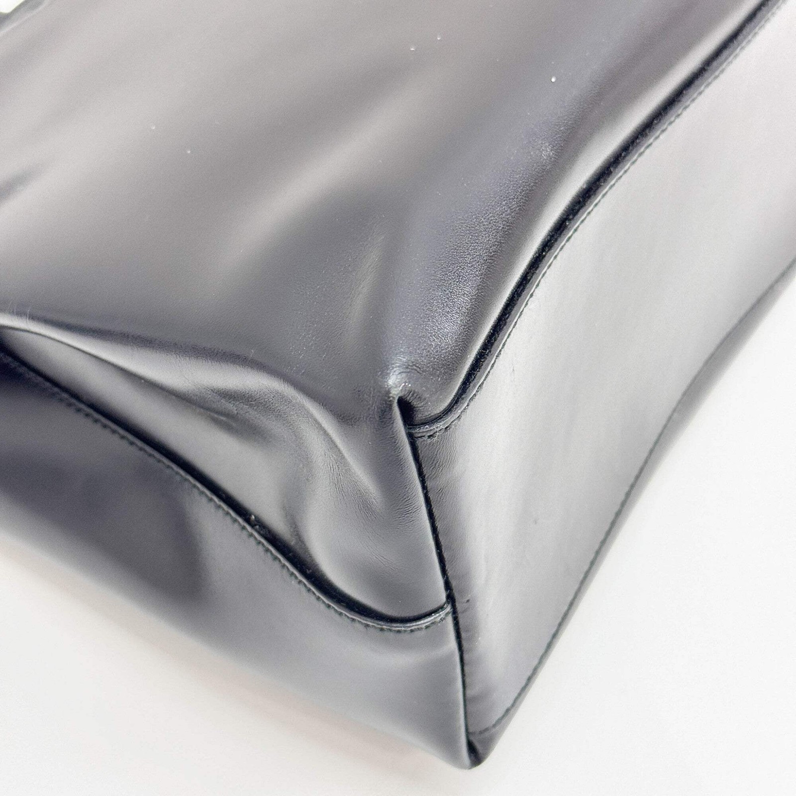 PRADA Black Leather Tote Bag thumbnail 12