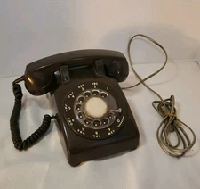 Vintage Stromberg-Carlson Rotary Dial Desk Telephone 500BA - Untested.