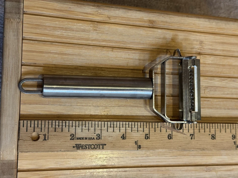 Herramienta Julienne de acero inoxidable Titan pelador multiusos cocina cocina vacaciones Foto 4 de 4