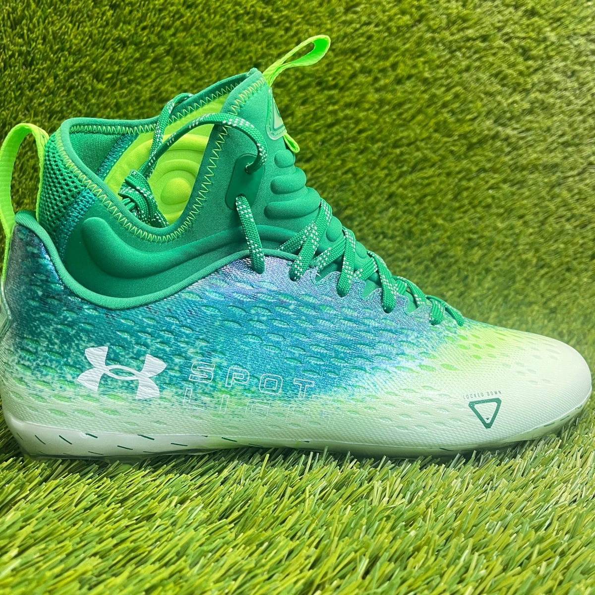 Under armour Medium Width (D, M) Green Football Shoes  display picture 1