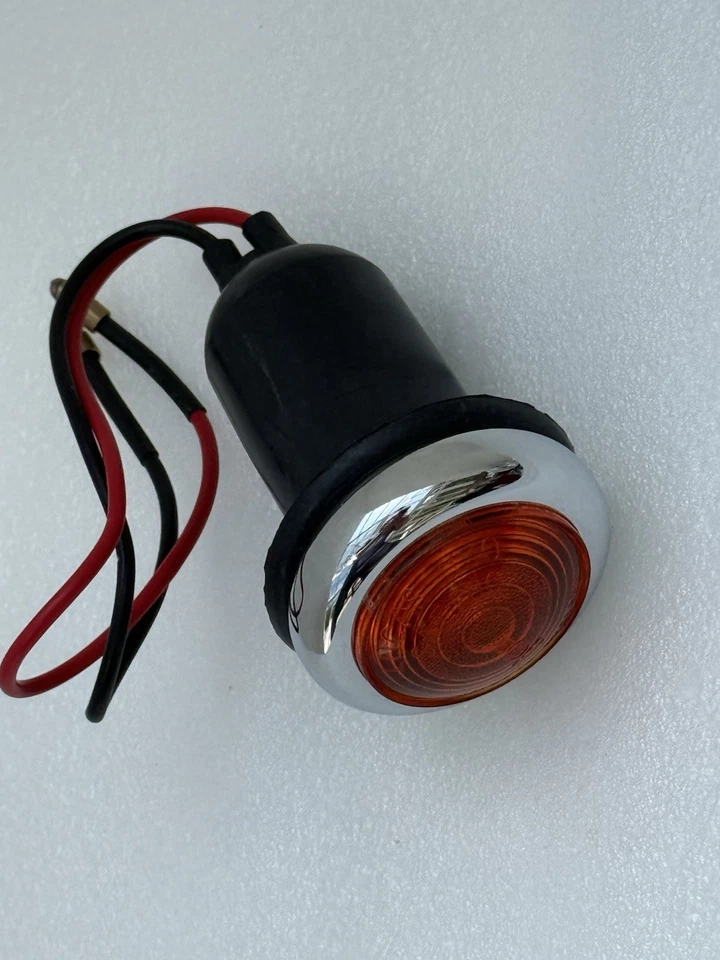 L131 - Lámpara intermitente ámbar Lucas. Pieza de coche clásico para Austin Healey 100/6 y 3000 Foto 3 de 4