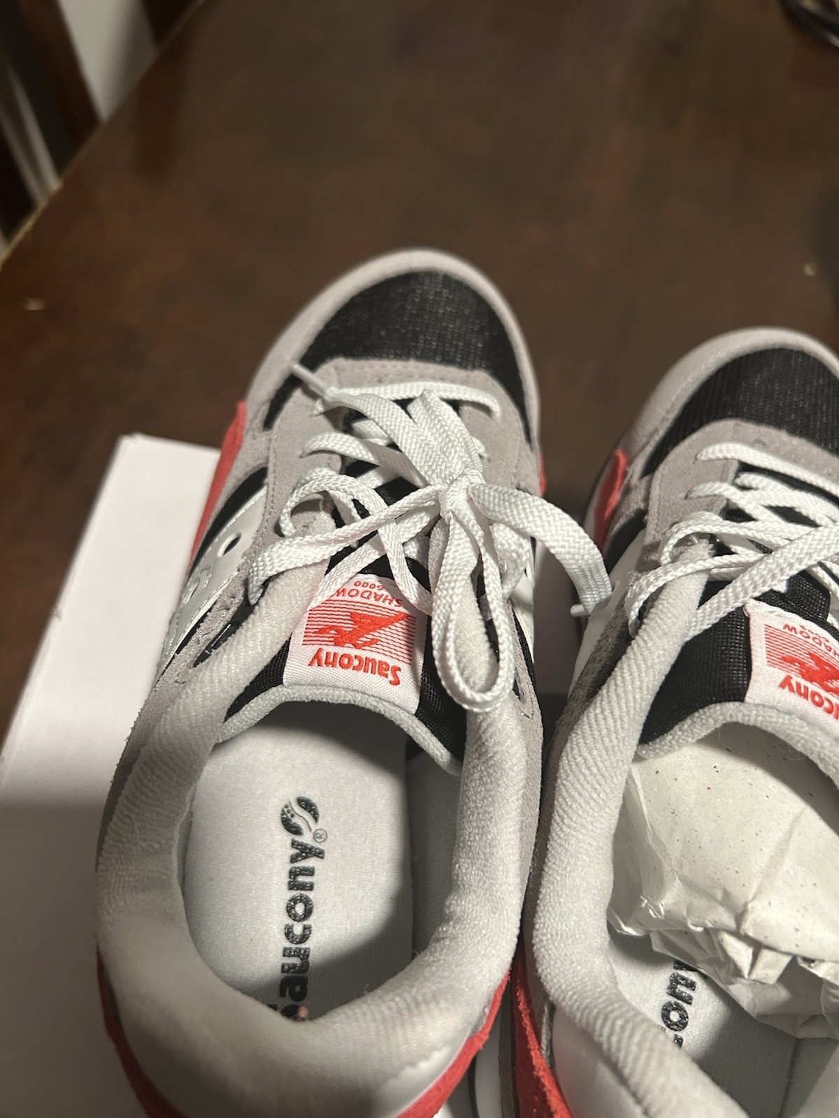 Saucony Shadow 6000 Big Kid sneakers in the Grey/Black/Red colorway NEW Size 4M thumbnail 3