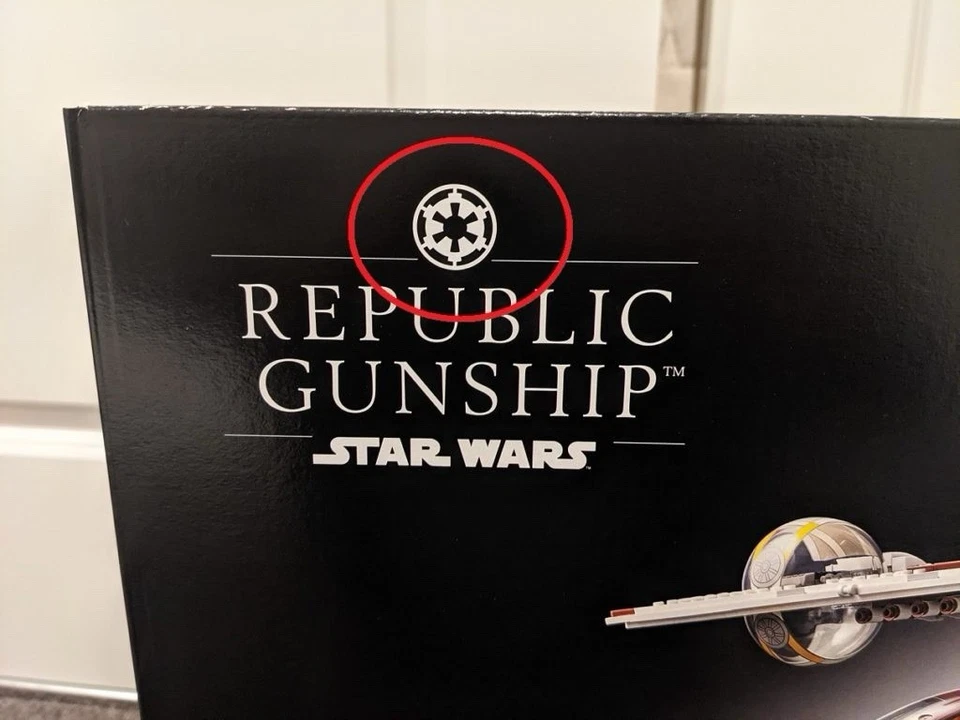 乐高星球大战 75309 UCS Republic Gunship 已停产全新密封帝国标志错误 — 第 3/3 张图片