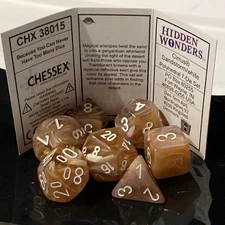 Chessex 38015 Hidden Wonders Cirrus Sandstorm/White Polyhedral 7 Dice Set