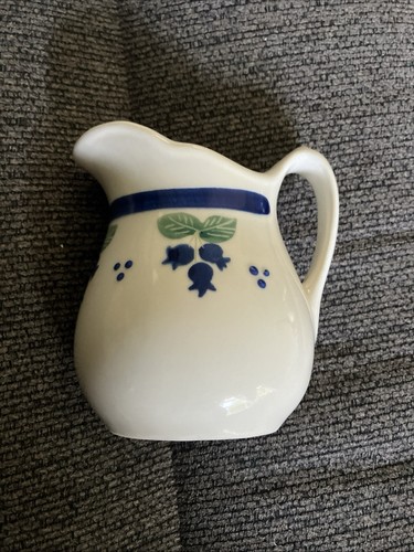 Vintage Hartstone Ceramic Pitcher/Creamer 4.25” X 4” - Picture 6 of 6
